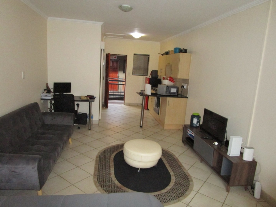 1 Bedroom Property for Sale in Langenhovenpark Free State